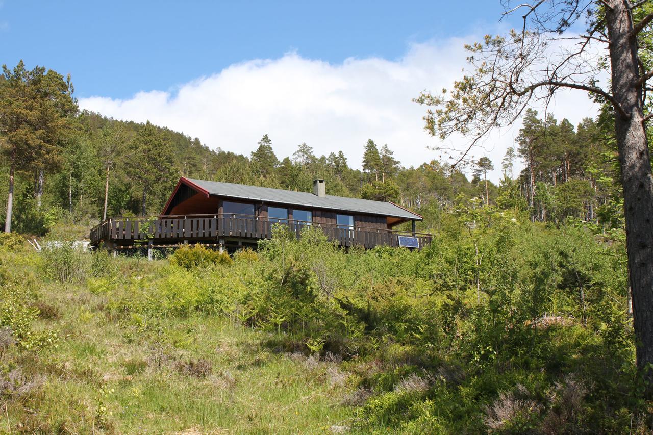Tustna Ladestasjon Lodge *